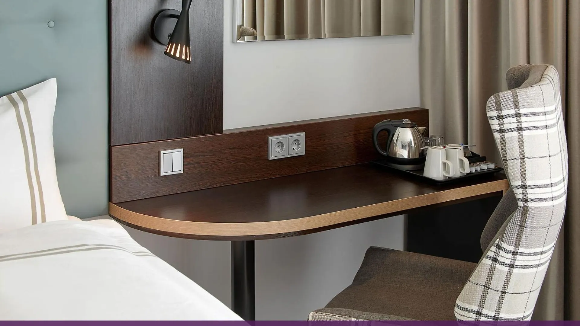 Premier Inn Koeln City Centre Hotel